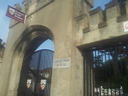castlepark gate - 10465.jpg